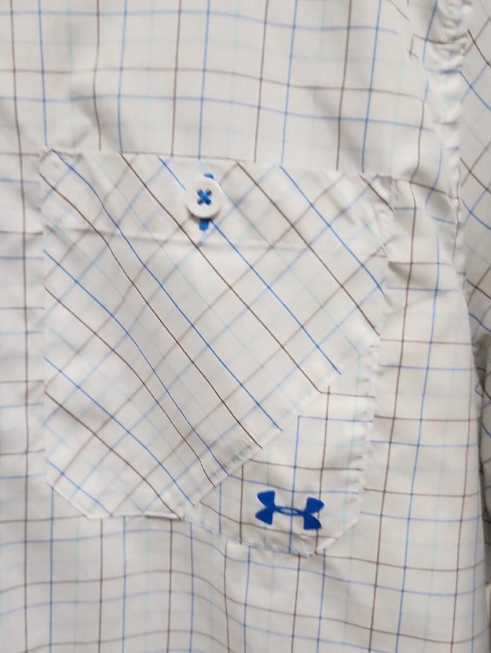 Under Armour Heat Gear Men’s White Button-Down Shirt with Blue Plaid - Picture 4 of 5